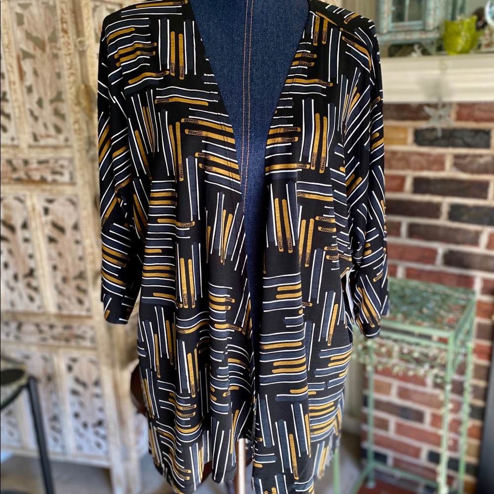 LuLaRoe Lindsay M NWT